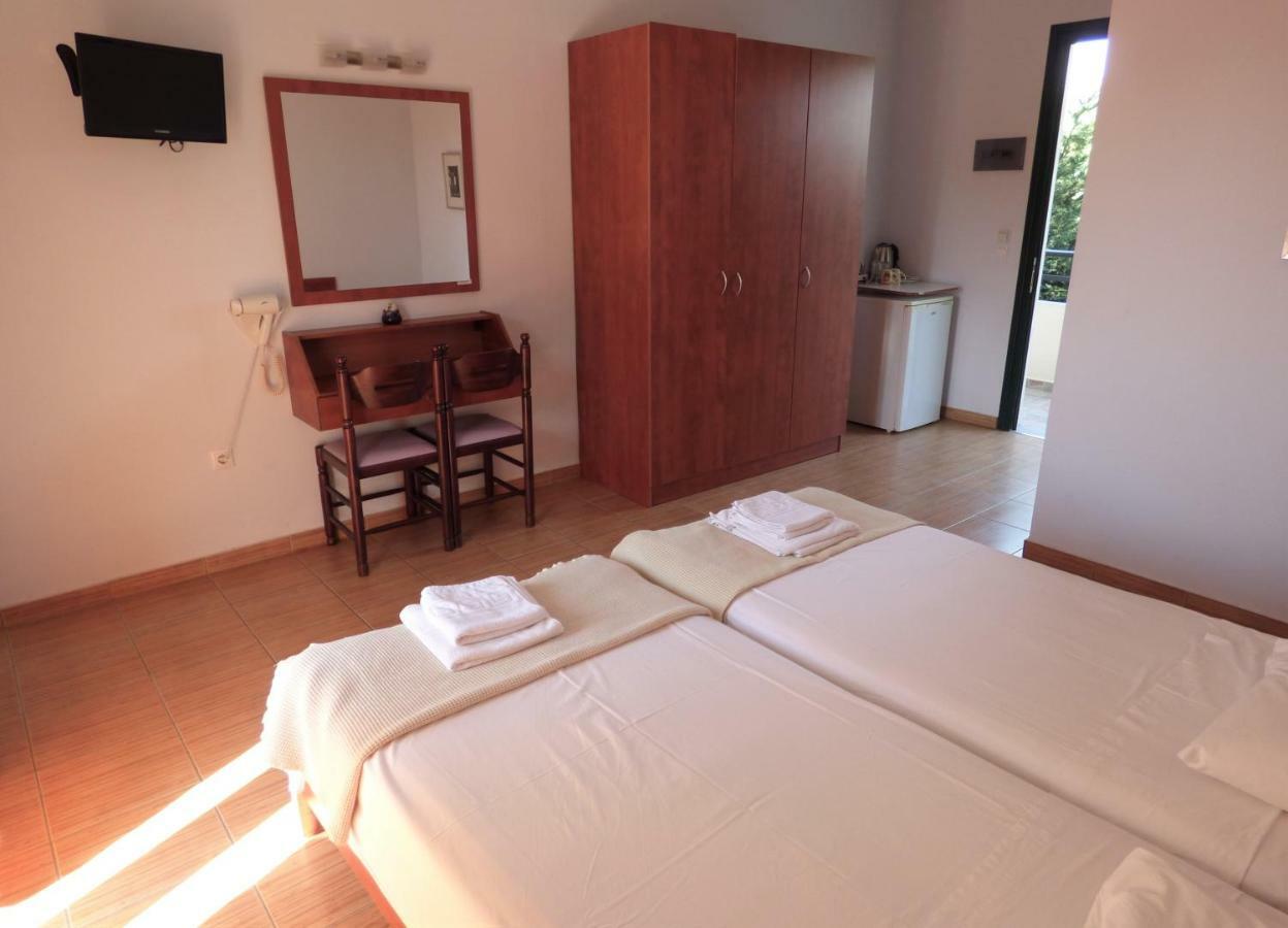 Dolphins Apartments & Rooms Limenas  Exteriér fotografie